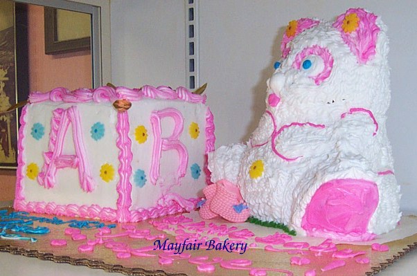 Bear with block